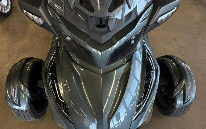 2018 Can-Am® Spyder® RT Limited Dark