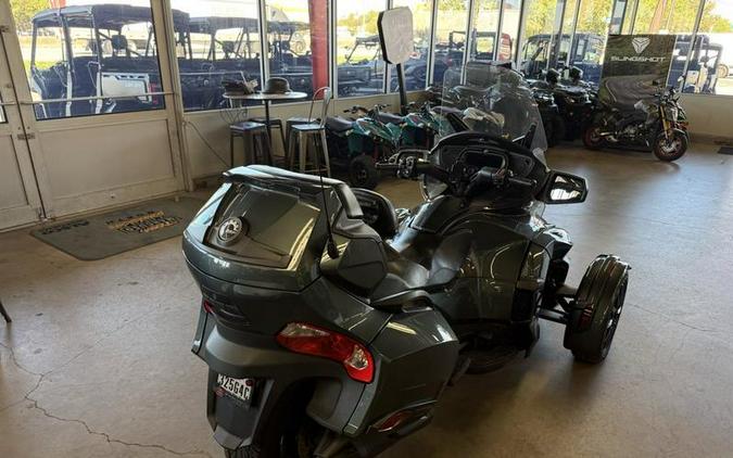 2018 Can-Am® Spyder® RT Limited Dark