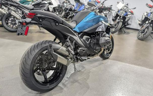 2026 BMW R 1300 R Snapper Rocks Blue