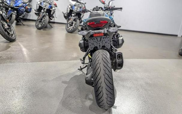 2026 BMW R 1300 R Snapper Rocks Blue