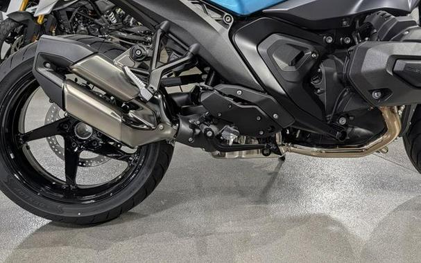 2026 BMW R 1300 R Snapper Rocks Blue