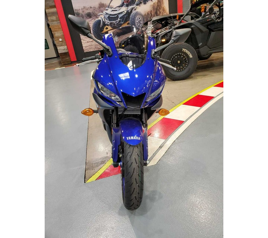 2024 Yamaha YZF-R3 ABS