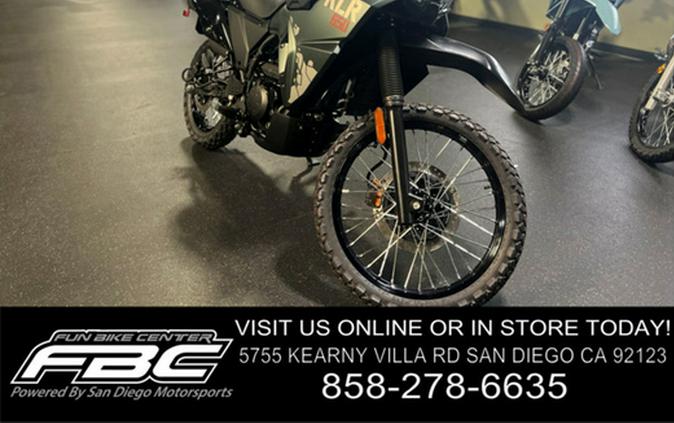 2025 Kawasaki KLR650 Metallic Matte Old School Green