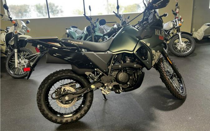 2025 Kawasaki KLR650 Metallic Matte Old School Green