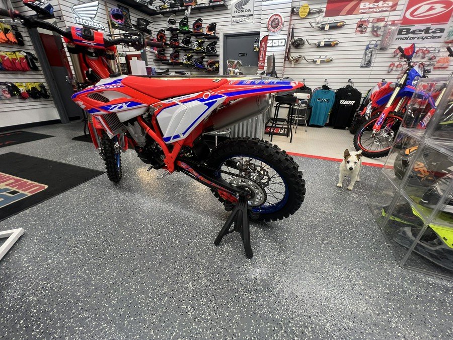 2025 Beta Motorcycles 450 RX