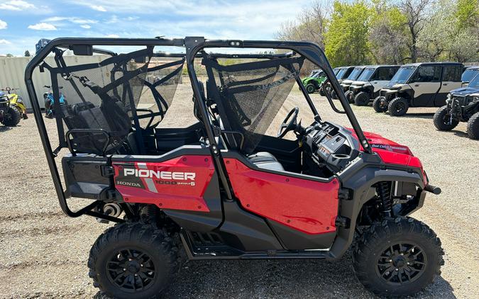 2025 Honda Pioneer 1000-5 Deluxe