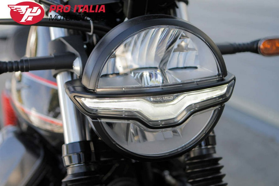 2023 Moto Guzzi V7 Special Edition