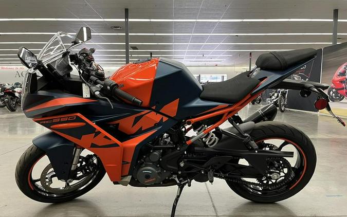 2022 KTM RC 390