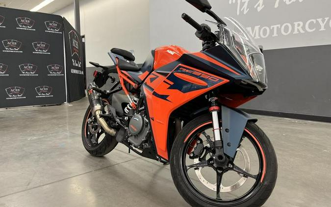 2022 KTM RC 390