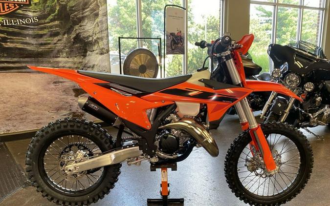 2025 KTM XC 125