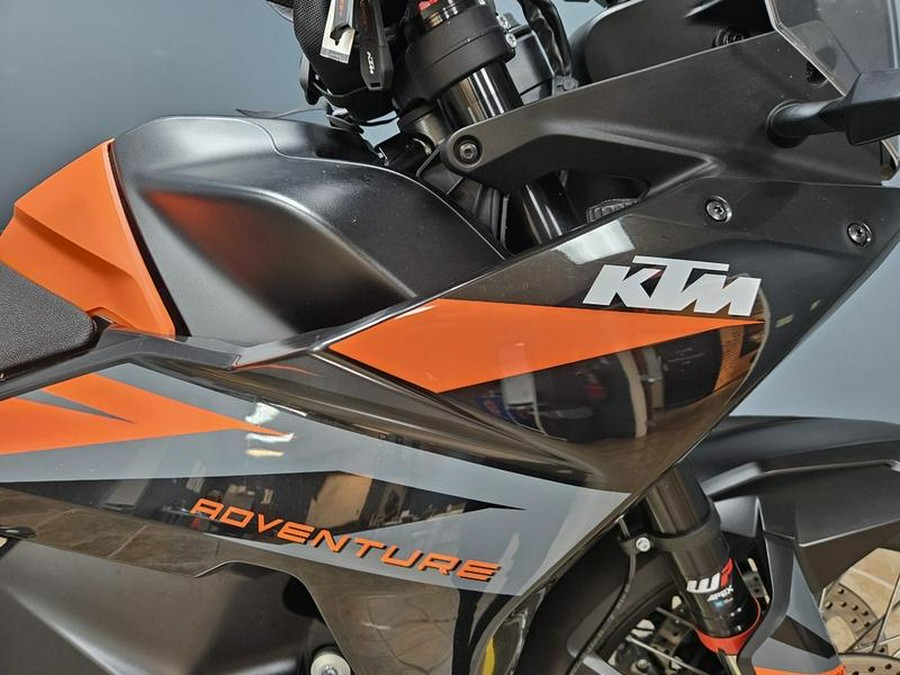 2023 KTM 890 Adventure