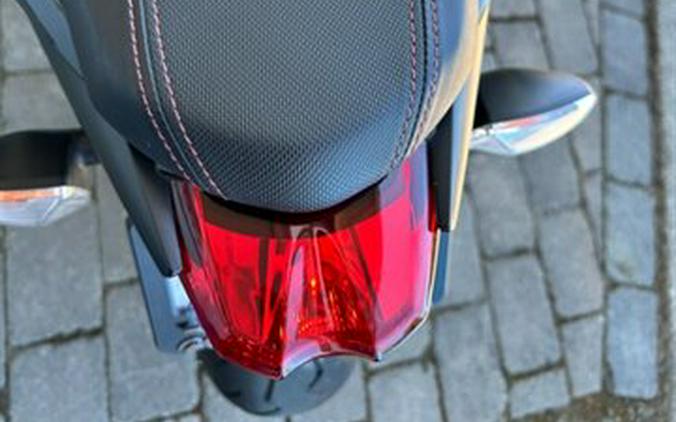 2019 Triumph STREET TRIPLE R