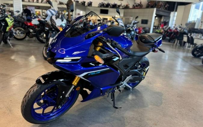 2025 Yamaha YZF R3 ABS