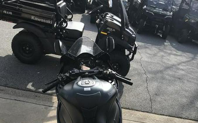 2025 Kawasaki ZX1002LSFAN