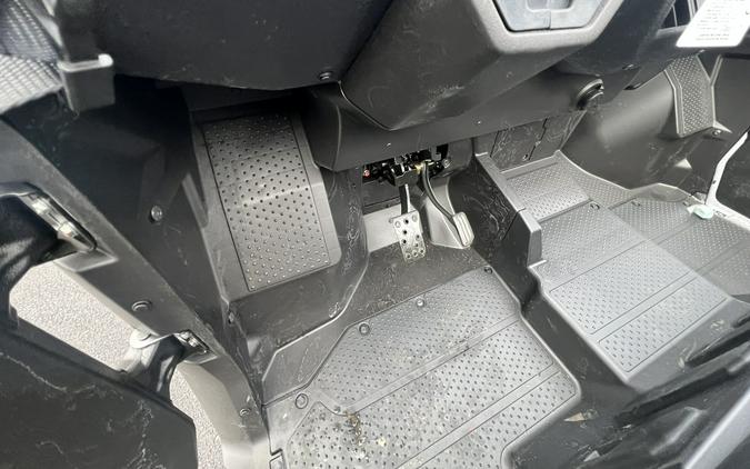 2025 Honda Pioneer 1000-5