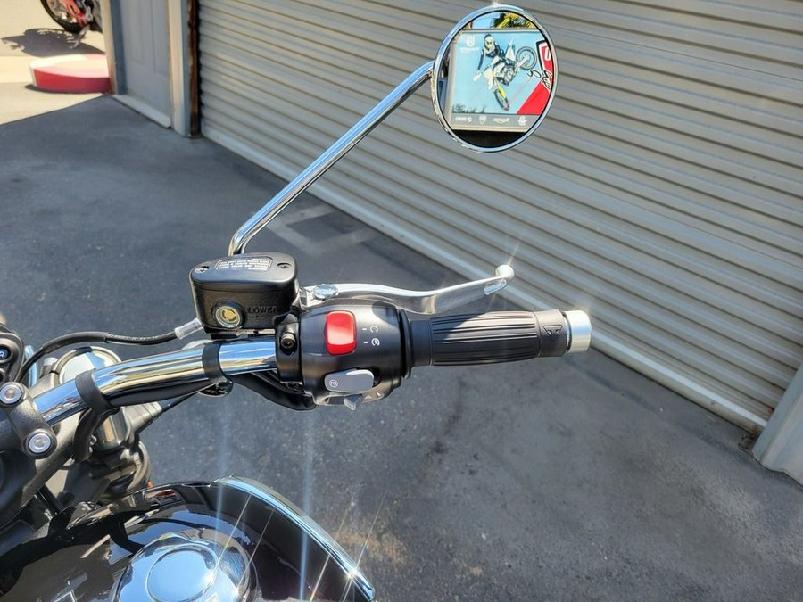2026 Triumph SPEEDMASTER