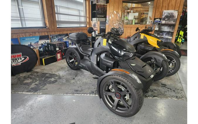 2022 Can-Am RYKER 600 Ryker 600 W/Black Classic Panels