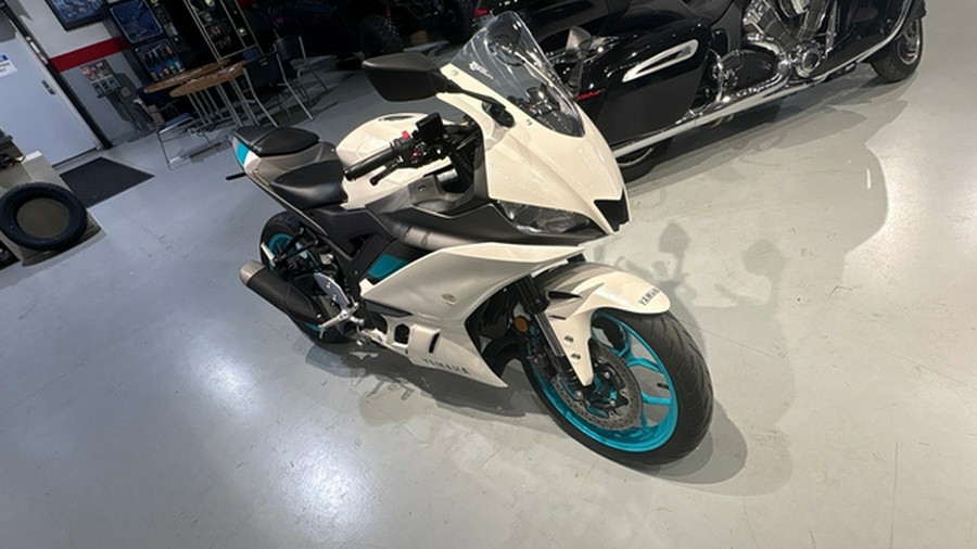 2024 Yamaha YZF R3 ABS