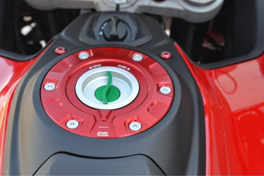 2021 Ducati Multistrada V4S Ducati Red / Spoked Wheels