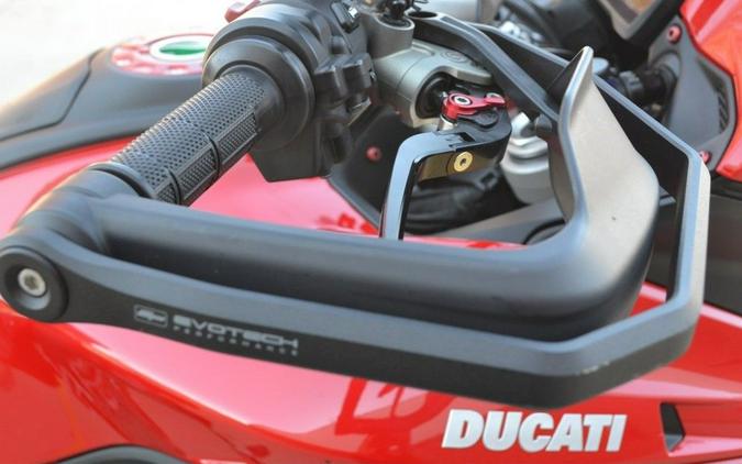 2021 Ducati Multistrada V4S Ducati Red / Spoked Wheels