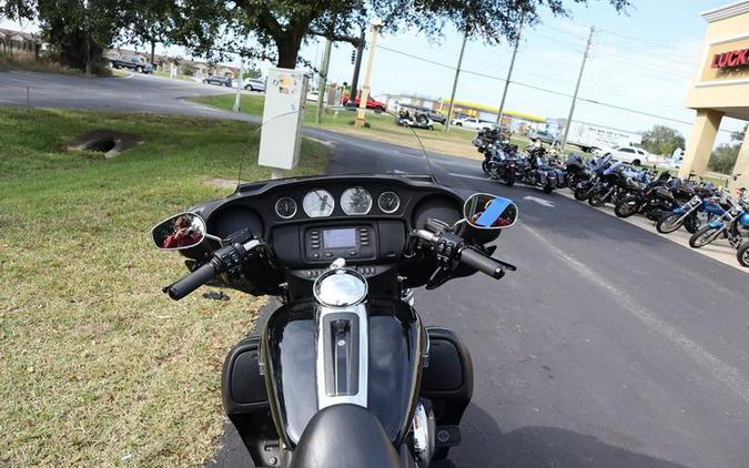 2014 Harley-Davidson® Flhtcu Ultra Classic