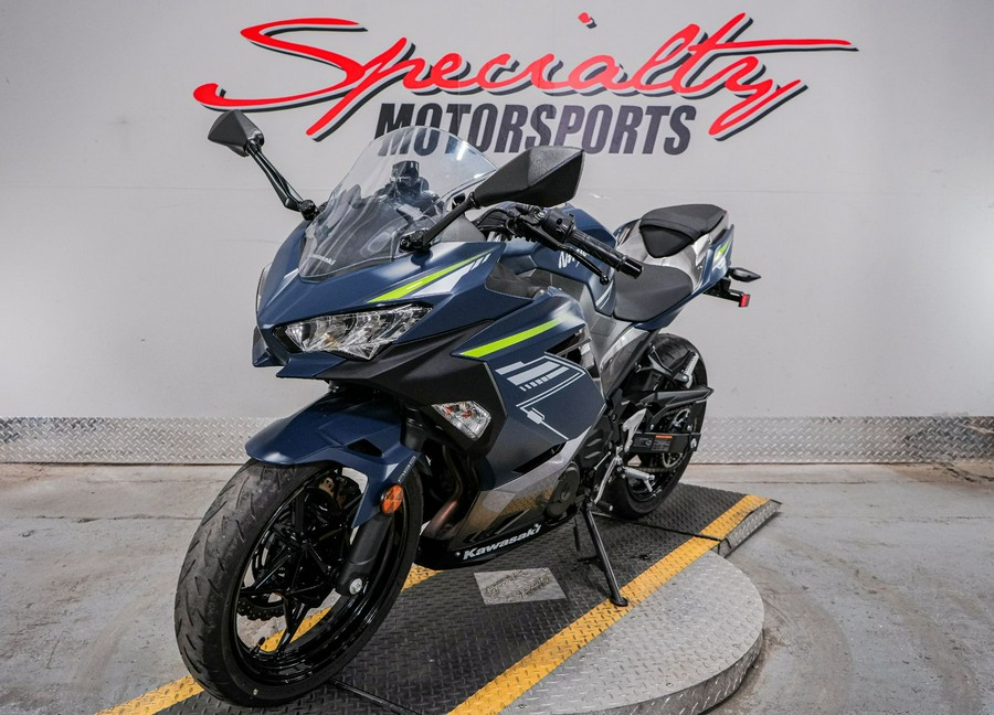 2022 Kawasaki Ninja 400 ABS