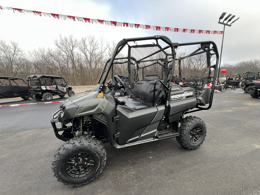 2026 Honda Pioneer 700-4 Deluxe
