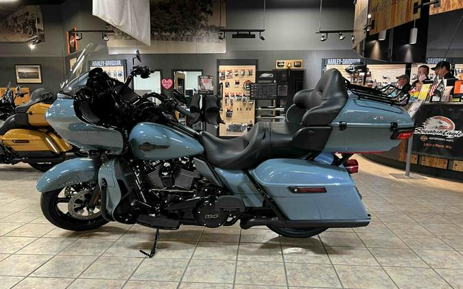 2024 Harley-Davidson Road Glide Limited Sharkskin Blue