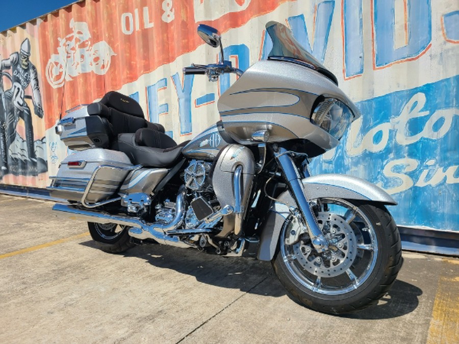 2016 Harley-Davidson CVO Road Glide Ultra