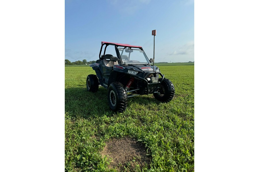 2014 Polaris Industries RZR XP 1000 EPS