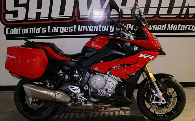 2016 BMW S 1000 XR Racing Red