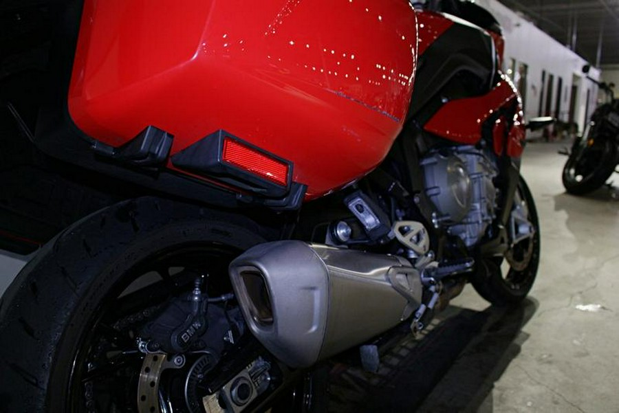 2016 BMW S 1000 XR Racing Red