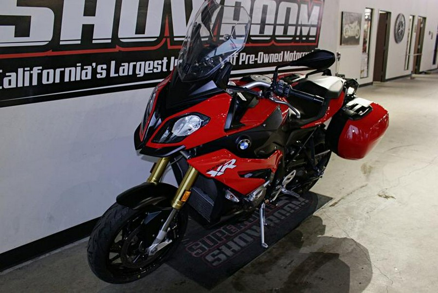 2016 BMW S 1000 XR Racing Red