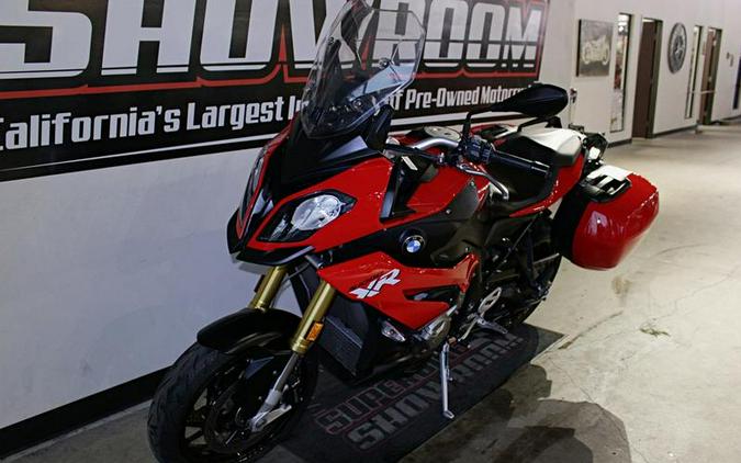 2016 BMW S 1000 XR Racing Red