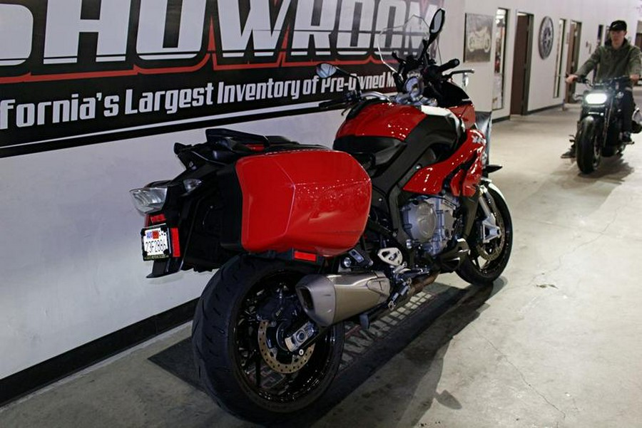 2016 BMW S 1000 XR Racing Red