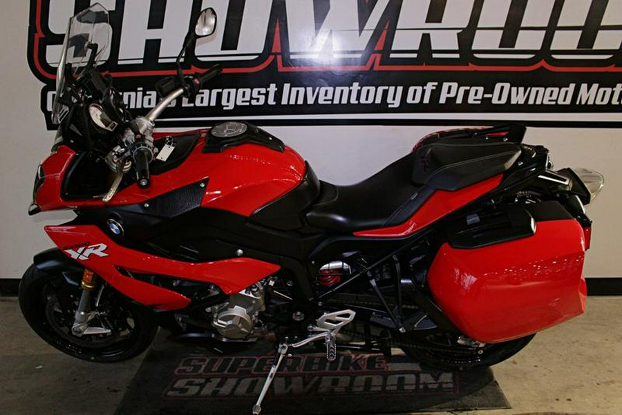 2016 BMW S 1000 XR Racing Red