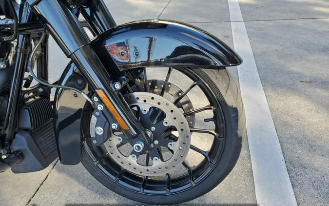 2018 Harley-Davidson® Road Glide® Special