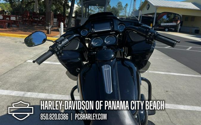 2018 Harley-Davidson® Road Glide® Special