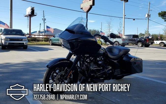 2018 Harley-Davidson® Road Glide® Special