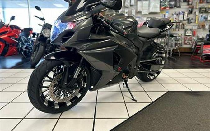 2016 Suzuki GSX-R1000 Commemorative Edition