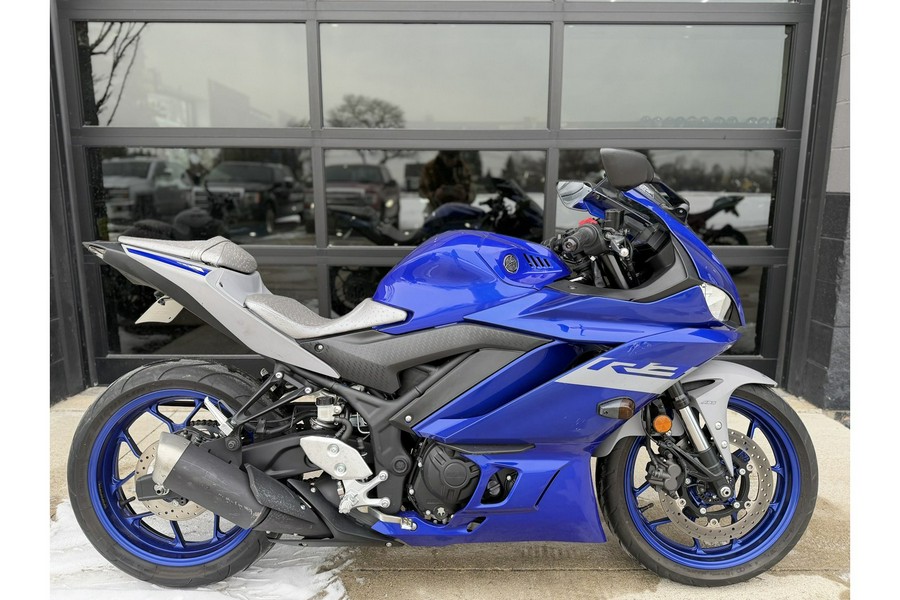 2020 Yamaha YZF R3 Monster Energy Yamaha MotoGP Edition