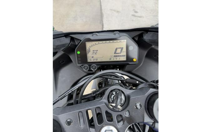 2020 Yamaha YZF R3 Monster Energy Yamaha MotoGP Edition