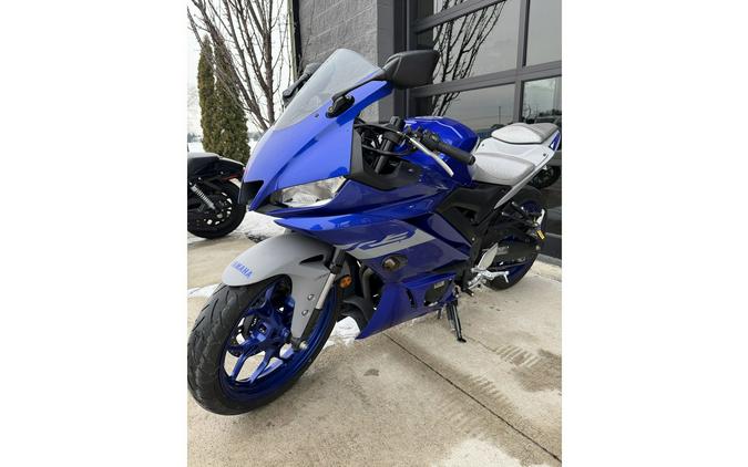 2020 Yamaha YZF R3 Monster Energy Yamaha MotoGP Edition