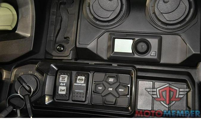 2025 Can-Am Defender PRO Limited HD10