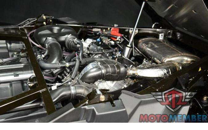 2025 Can-Am Defender PRO Limited HD10