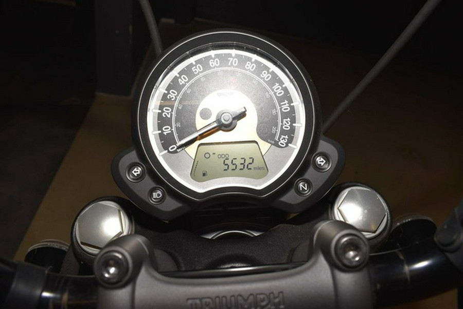 2019 Triumph 85574