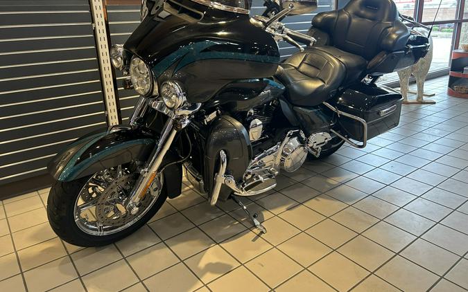 2015 H-D FLHTKSE CVO Ultra Limited 110ci