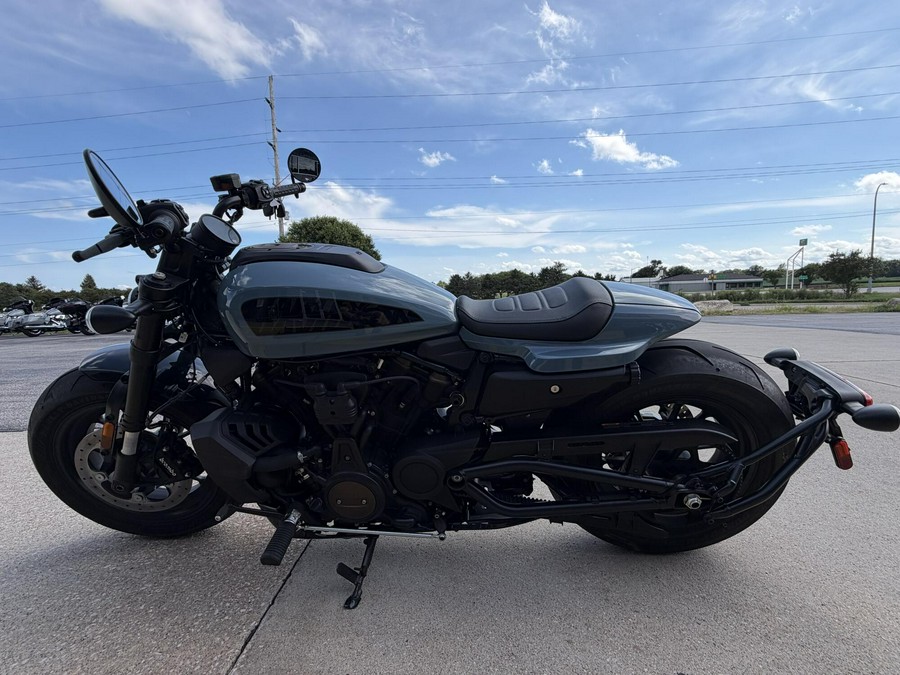 2024 Harley-Davidson® Sportster® S Sharkskin Blue