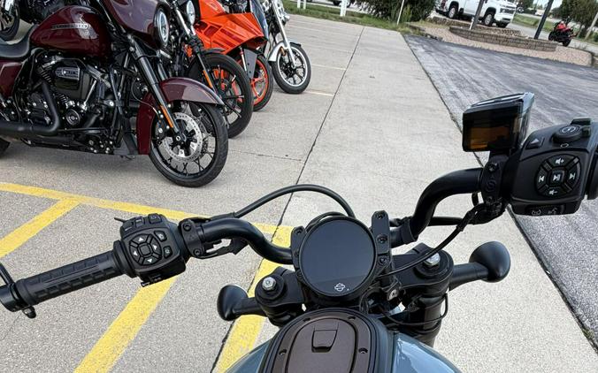 2024 Harley-Davidson® Sportster® S Sharkskin Blue