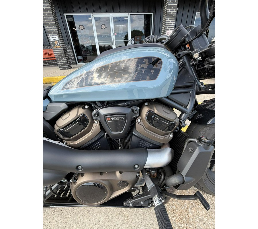 2024 Harley-Davidson® Sportster® S Sharkskin Blue